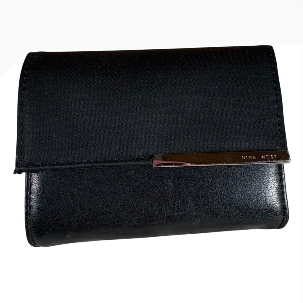 Nine West Black Trifold Wallet Silver Logo Bar Coin Pocket Compact